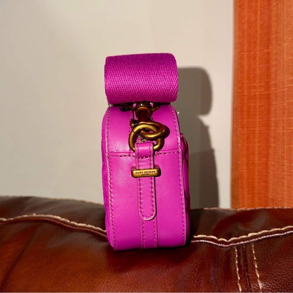 🔥🔥🔥NEW Kurt Geiger London Small Kensington Quilted Suede Camera Crossbody Bag - Picture 5 of 10